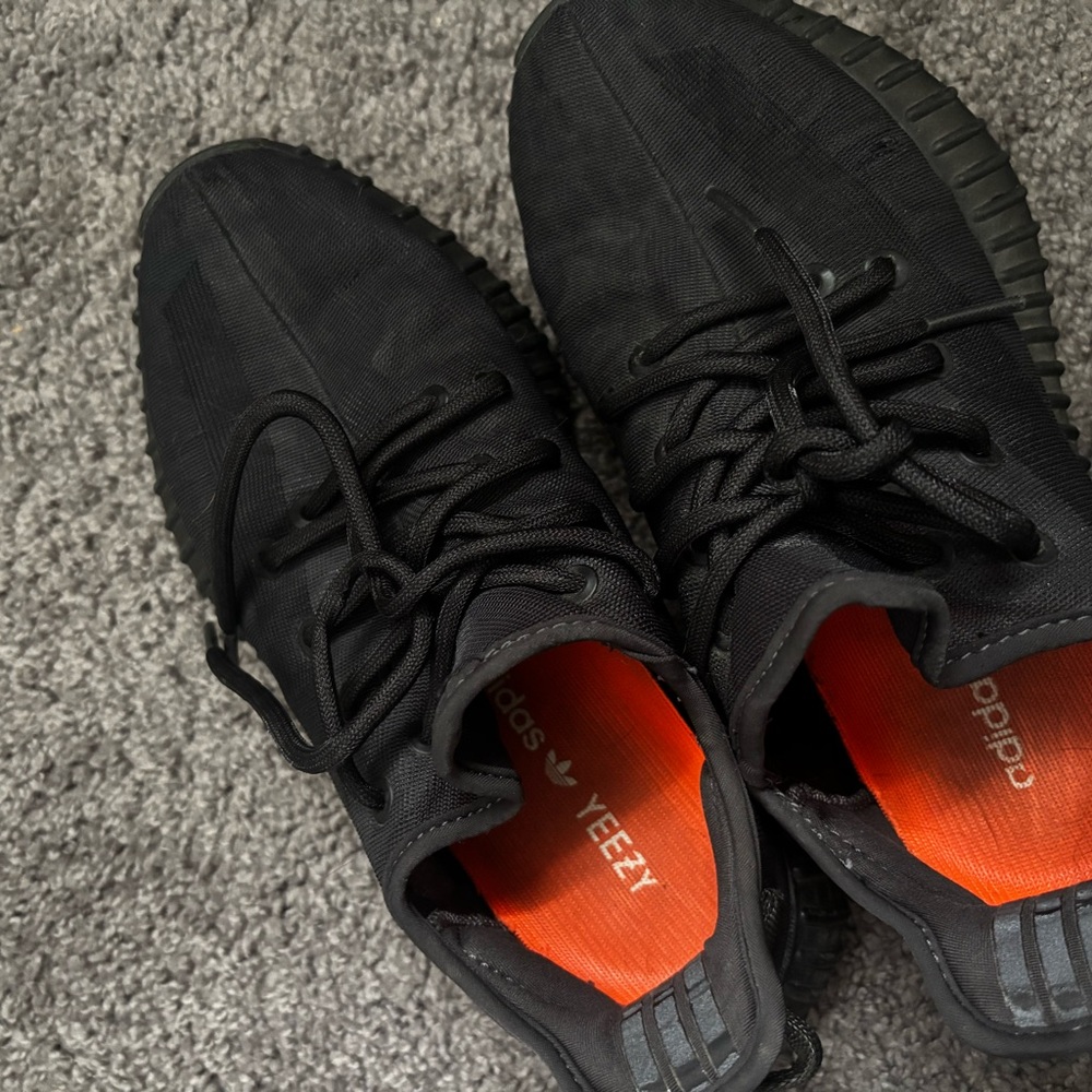 Adidas Black Sneakers Modern Streamlined Design